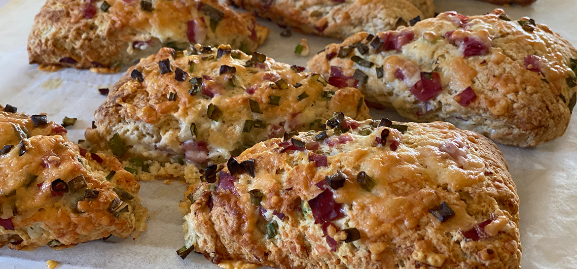 JAMBONLU&PEYNİRLİ SCONE — 1