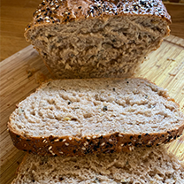 BOL ÇEKİRDEKLİ VE TOHUMLU ÇAVDAR EKMEĞİ