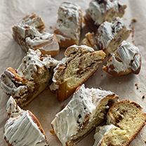 ELMALI TARÇINLI ÇÖREK