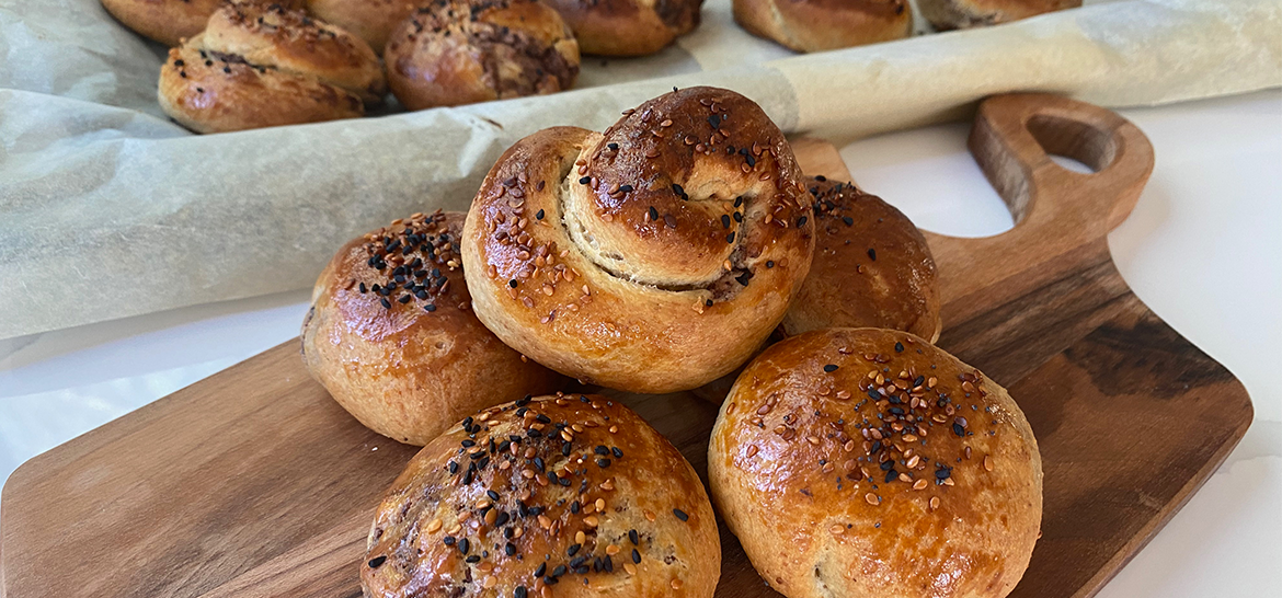 ZEYTİN EZMELİ&TATLI LOR PEYNİRLİ POĞAÇA — 1