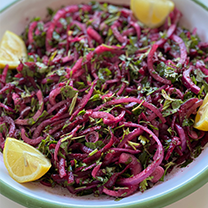 PANCARLI SOĞAN SALATASI