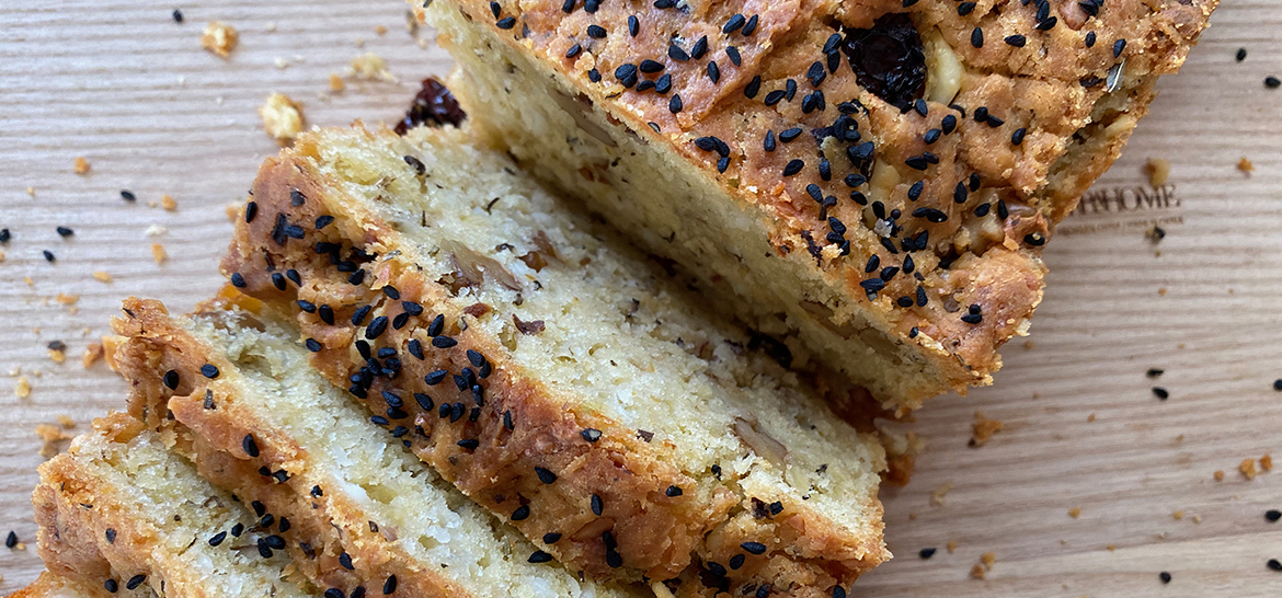 KURU DOMATES CEVİZ VE PEYNİRLİ KEK — 1