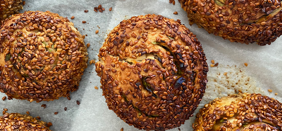 SUSAMLI RULO POĞAÇA (EKŞİ MAYALI HAMURDAN) — 1