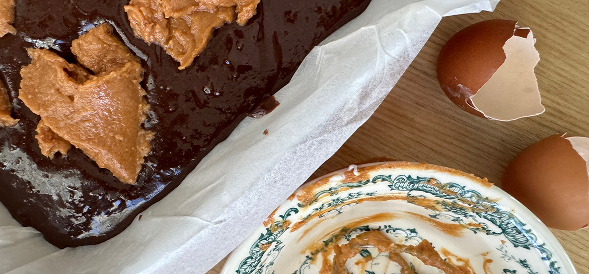 FISTIK EZMELİ BROWNIE — 1