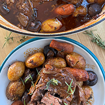 SEBZELİ DANA ANTRİKOT GÜVEÇ