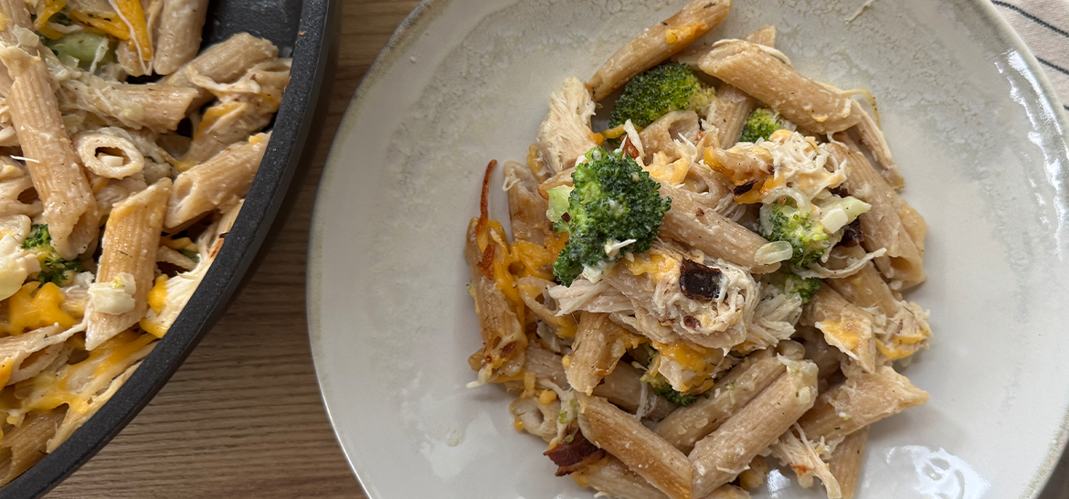 TAVUKLU ve BROKOLİLİ FIRIN MAKARNA — 1