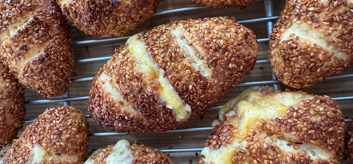 SİMİT POĞAÇA (MAYASIZ HAMURDAN) — 1