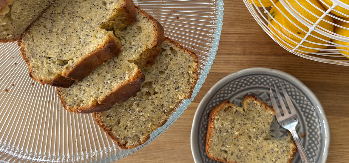 LİMONLU ve HAŞHAŞ TOHUMLU KEK — 1