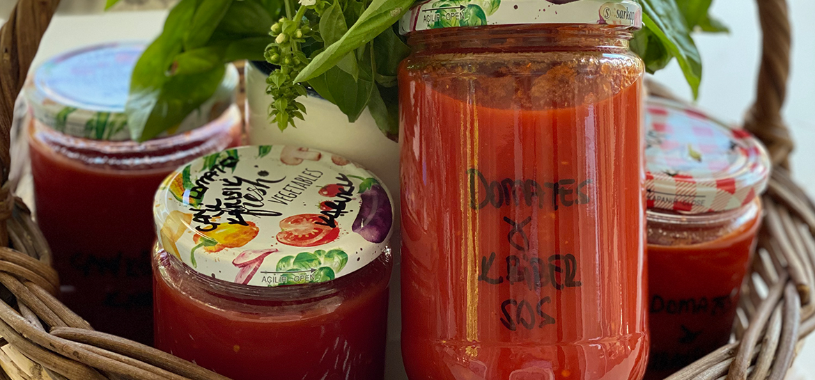 KIRMIZI BİBERLİ & DOMATESLİ KONSERVE SOS — 1