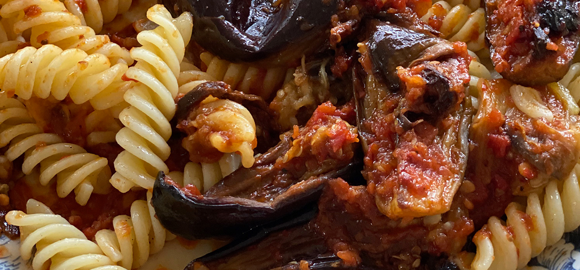 FIRIN PATLICANLI MAKARNA — 1