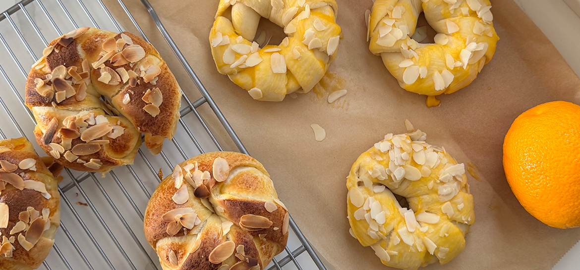 LOR VE PORTAKAL MARMELATI DOLGULU ÇÖREKLER — 1